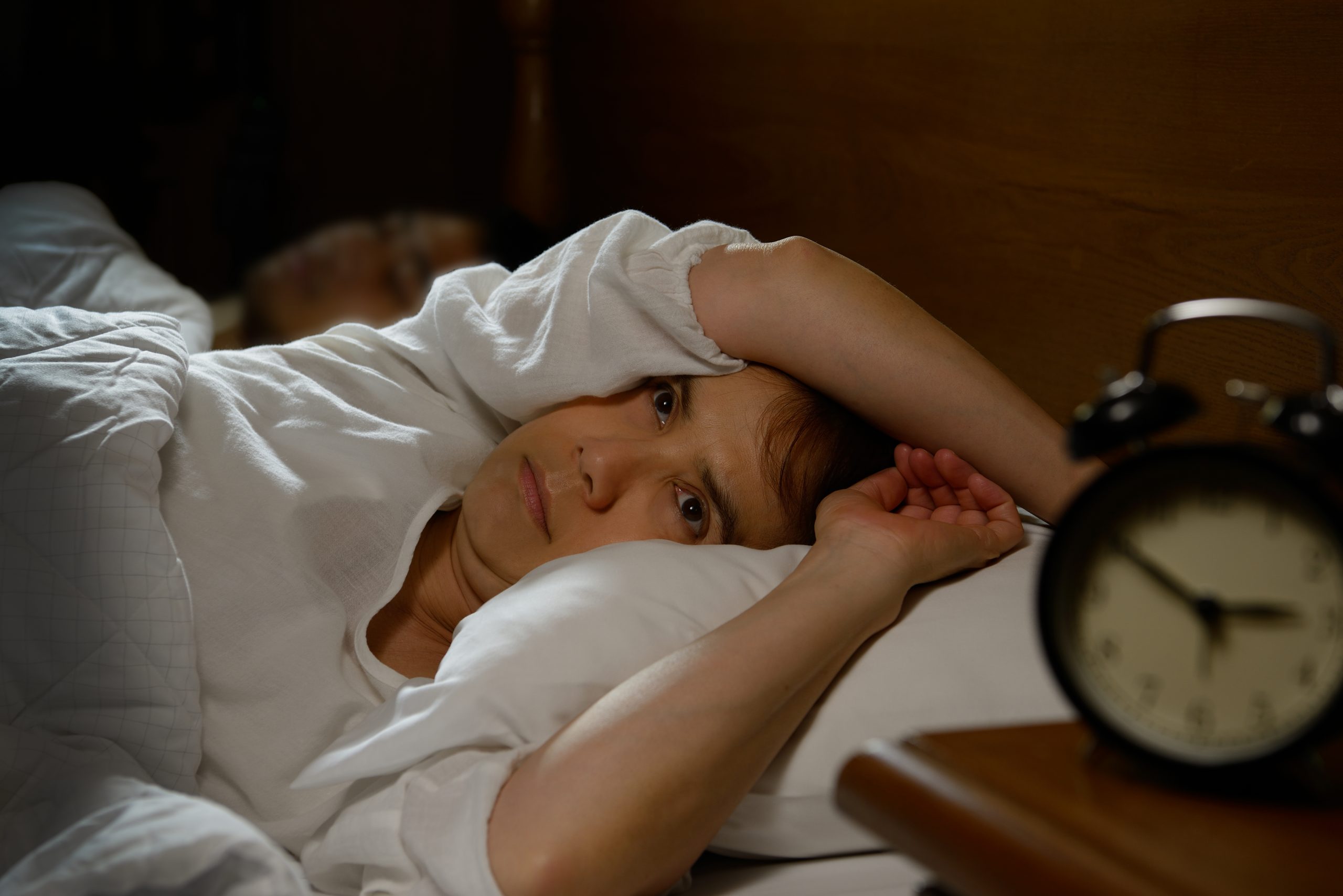 Remedii naturale de somn: Beneficii si Riscuri
