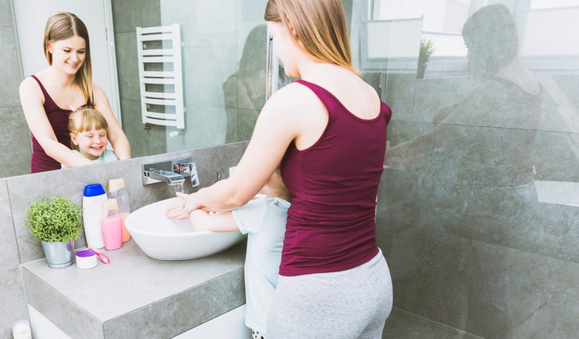 Cum compari corect două modele de baterii de lavoar
