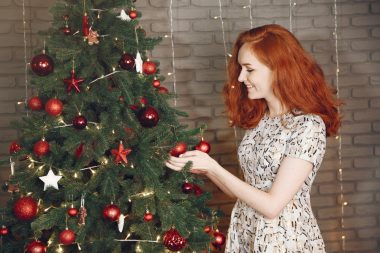 De ce unii brazi artificiali par naturali încă de la prima vedere?